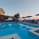 Szálloda Piccolo 3*