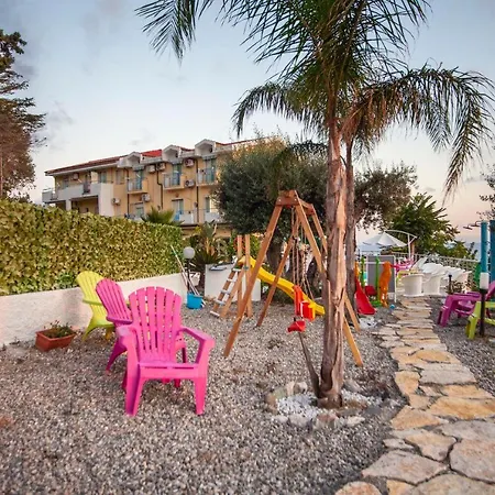Piccolo Hotel