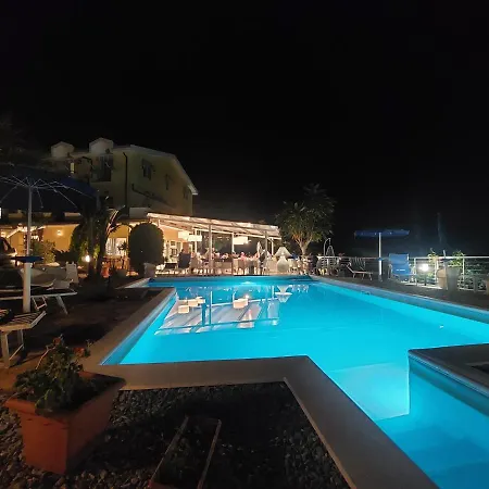 Piccolo Hotel 3*