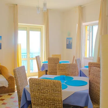 Piccolo Hotel