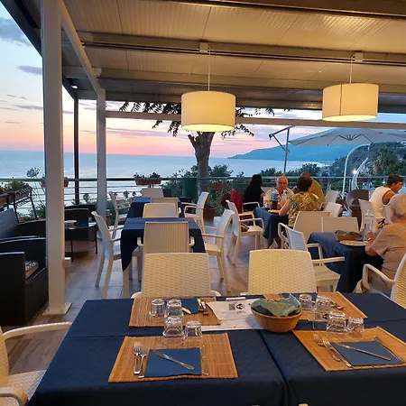 Piccolo Hotel 3*