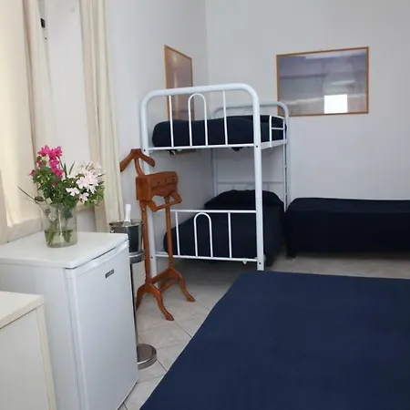 Piccolo Hotel