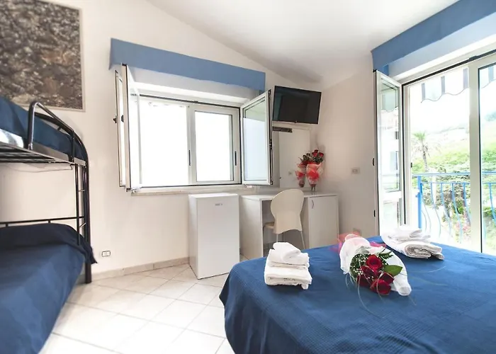 Piccolo 3* Acquappesa