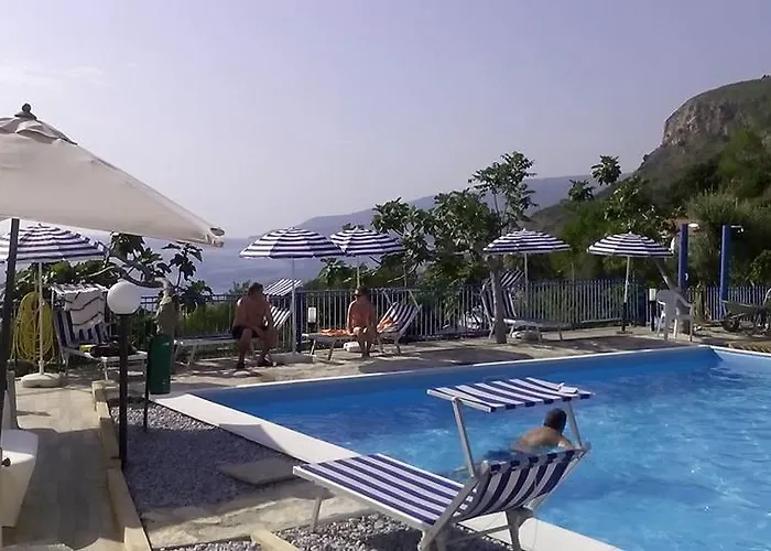 Piccolo 3* Acquappesa